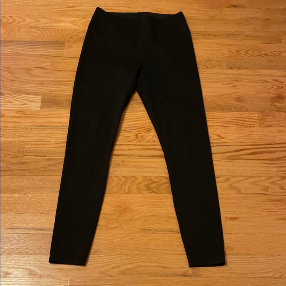 Uniqlo Yoga Leggings Medium
